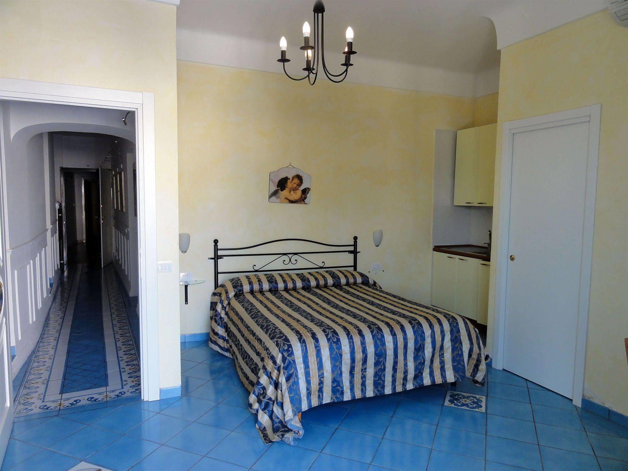 Dimora Carlo III Bed & Breakfast Vietri Dış mekan fotoğraf