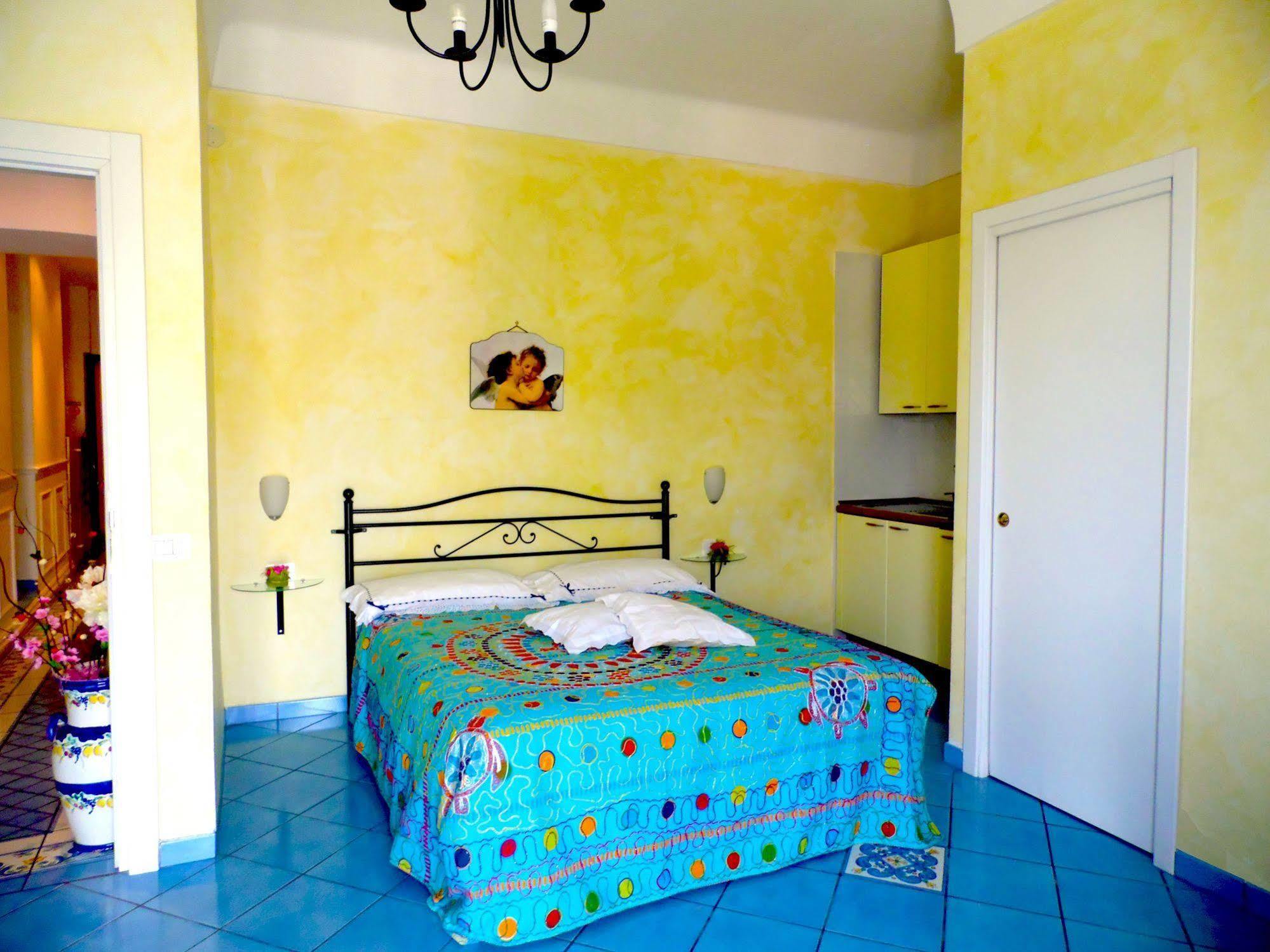 Dimora Carlo III Bed & Breakfast Vietri Dış mekan fotoğraf